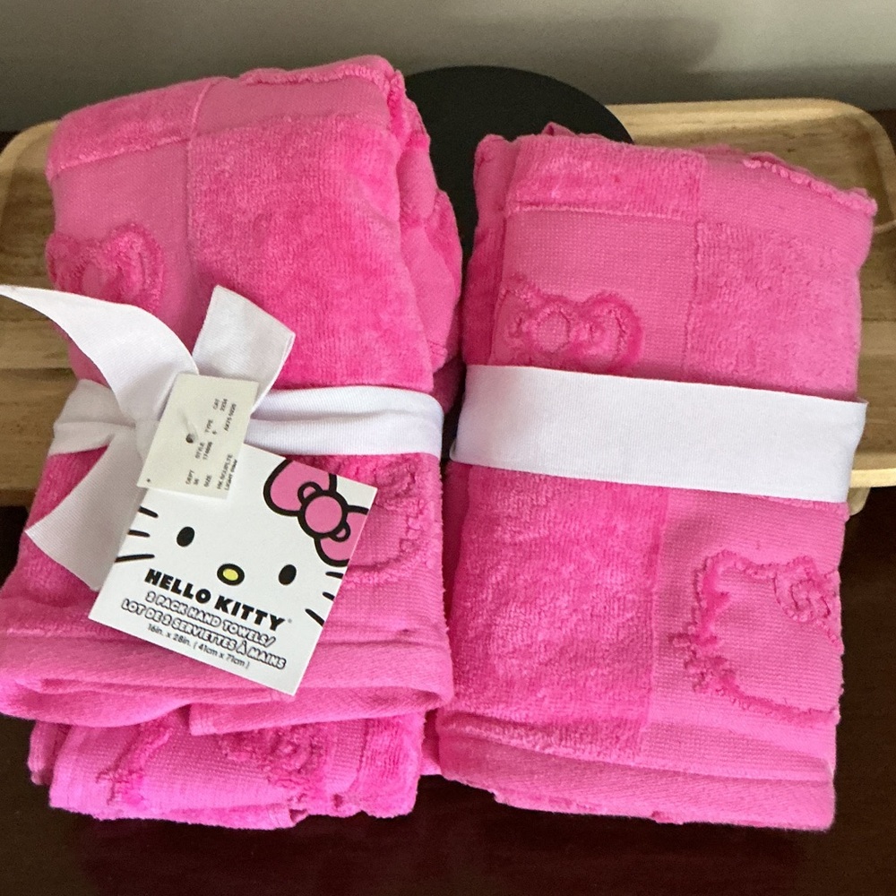 Hello Kitty Bright Pink Hand Towels- 2 Pack